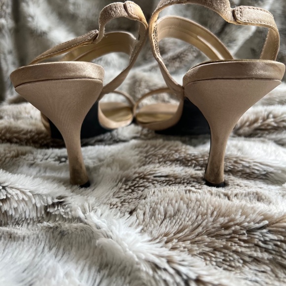 Gold High Heels - Size 6M - Picture 3 of 6